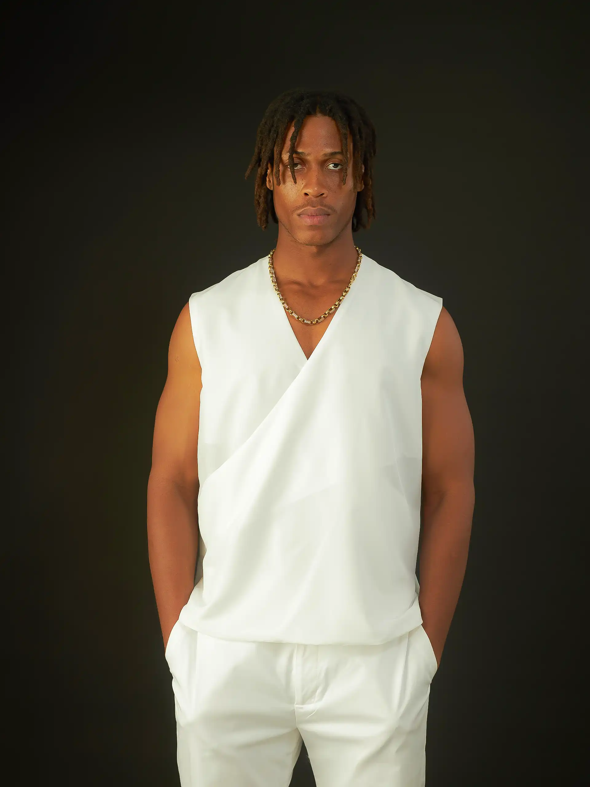 sleeveless crossed t-shirt, revere by king